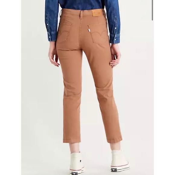 Levi’s 724™ HIGH-WAISTED CROP Pants - Picture 5 of 8